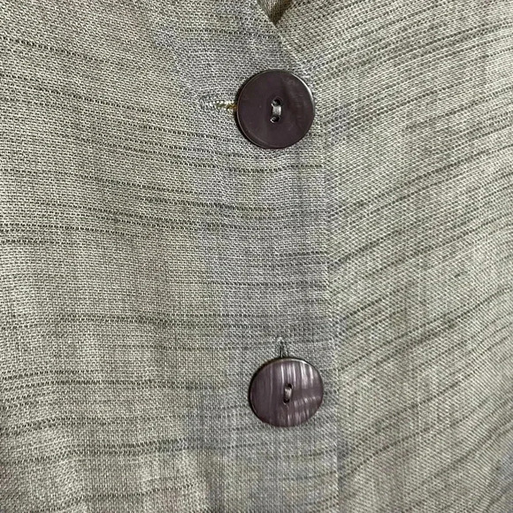 Grade Gather Rayon Nylon Oversized Gray Top Button Front Sz Small - Picture 6 of 7